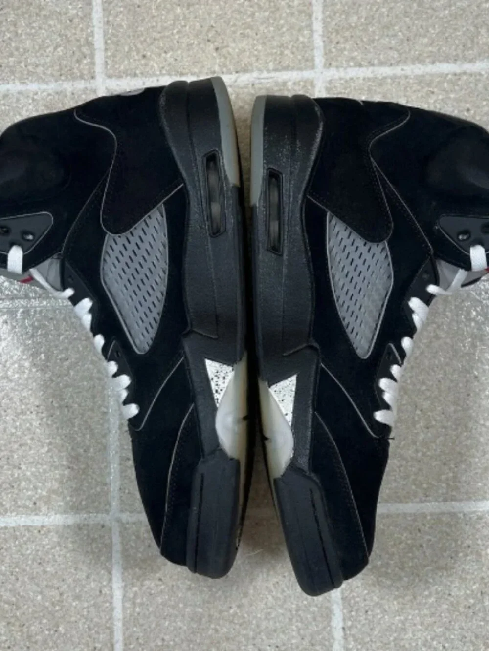 Jordan 5 Black Metallic Reimagined